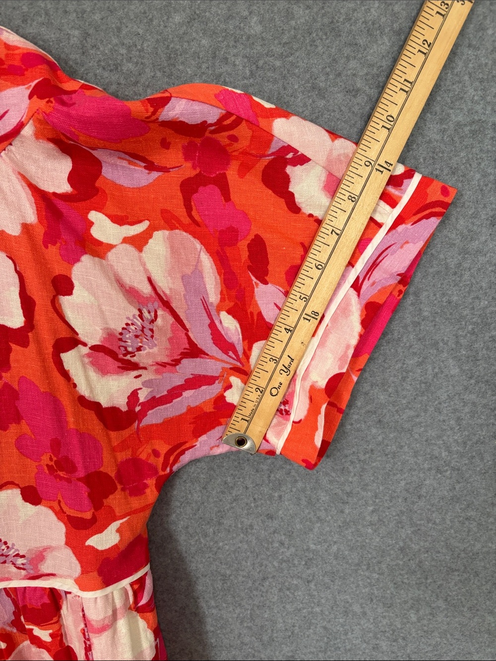 Vince Camuto Red and Pink Floral Tiered Mini Dress 14 - Picture 4 of 9